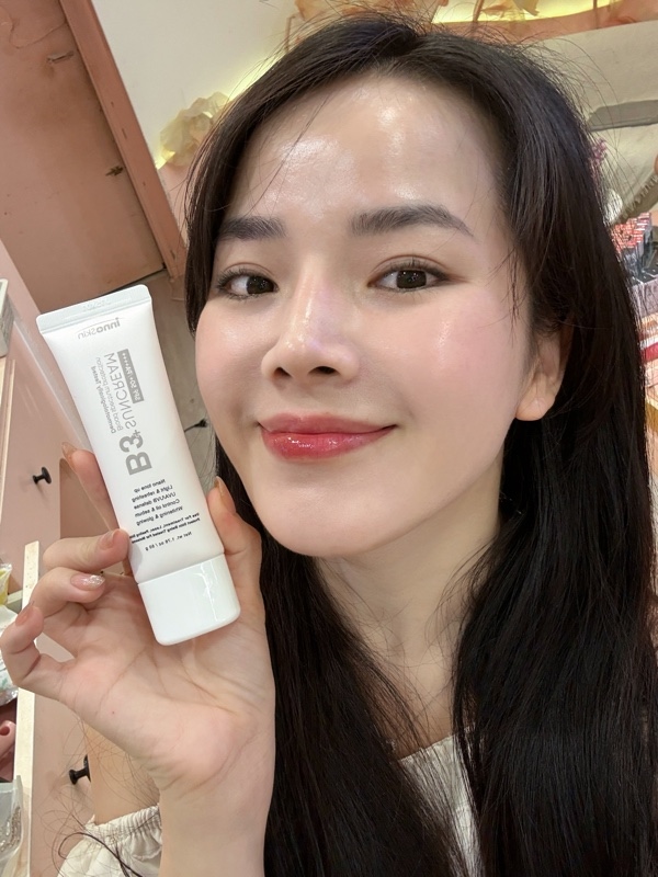 Kem chống nắng Innoskin B3 # màu xám