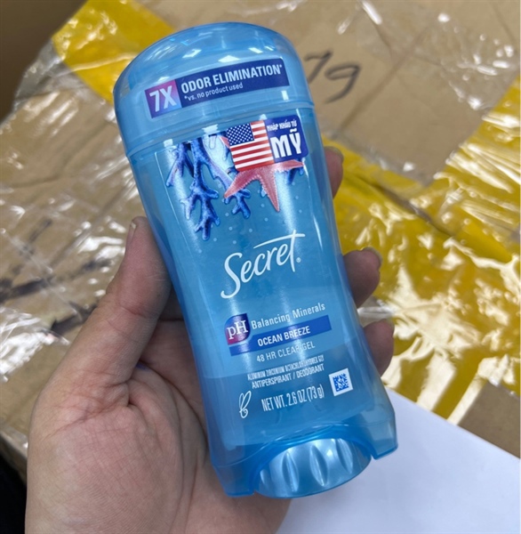 Gel khử mùi Secret Ocean Breeze 73g