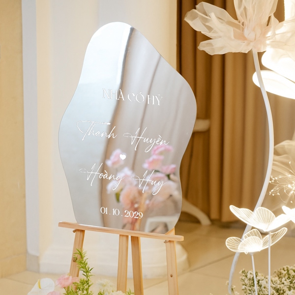 Gương Hạt Đậu Vintage Decor Cưới – Bảng Welcome In Theo Yêu Cầu - Size 50x70