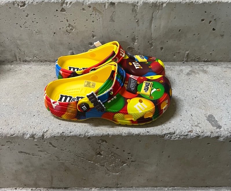 MM - Dép Crocs Classic Clog M&M'S