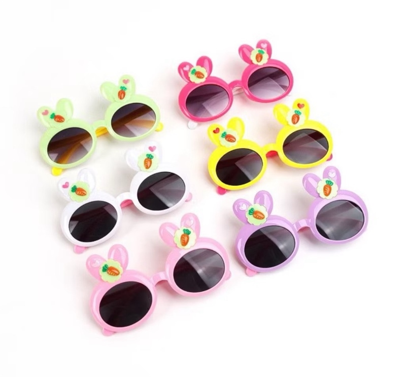 Mắt kính nhựa baby tai thỏ cà rốt