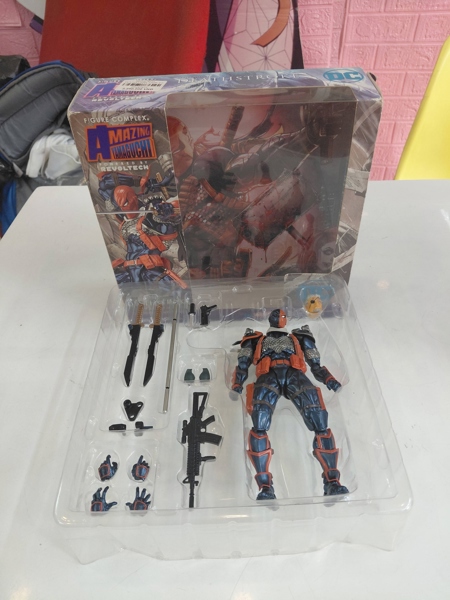 Mua bán (2ND) REVOLTECH DEATHSTROKE