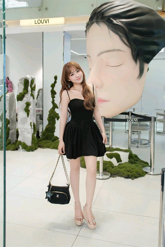 ĐẦM 2 DÂY CÚP NGỰC