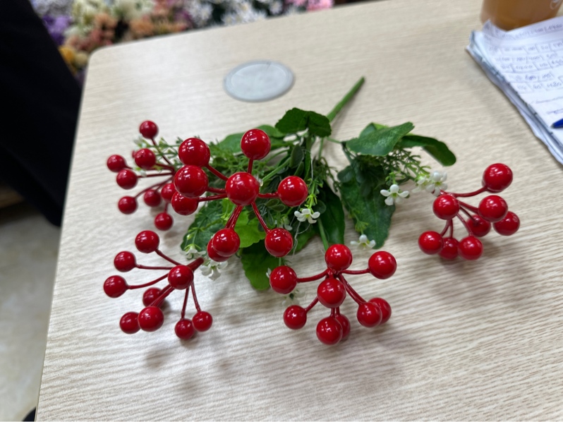Chùm sơ ri - Hoa cành ngắn - Hoa Lụa Vân Vượng