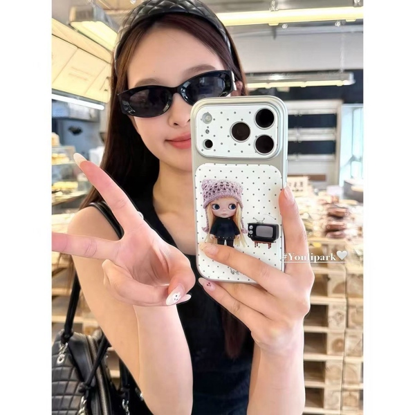 Case Trắng Chấm Bi Cool Girl - 16PROMAX