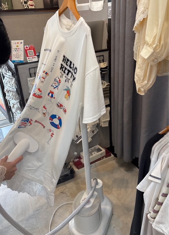 Váy hình đen trắng min