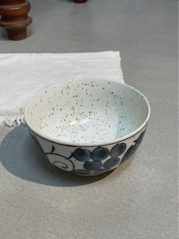 Bát nhỡ men tiêu hoạ tiết quả nho size 13x7cm