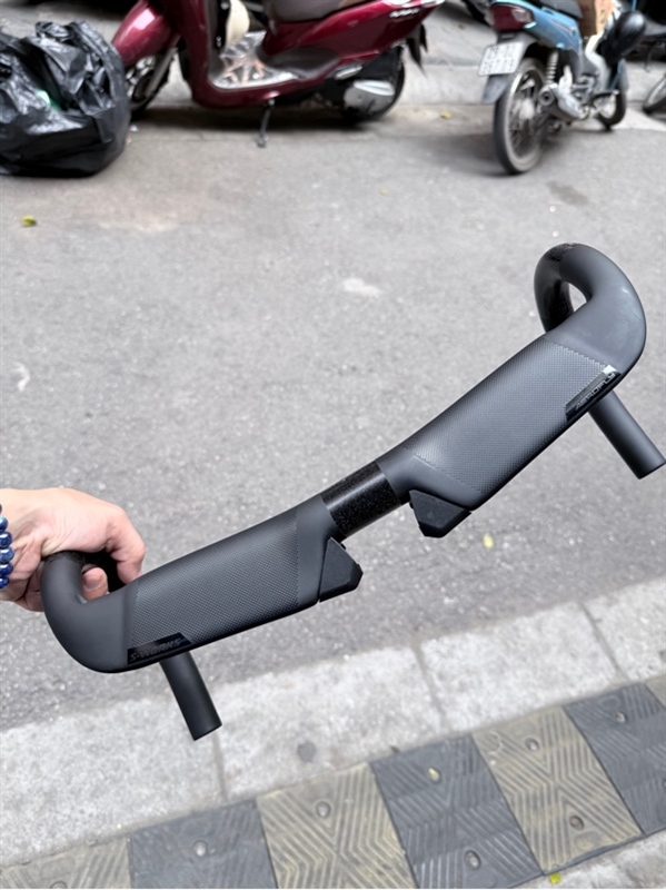 Ghi đông carbon Sworks Aero Fly hàng 1:1