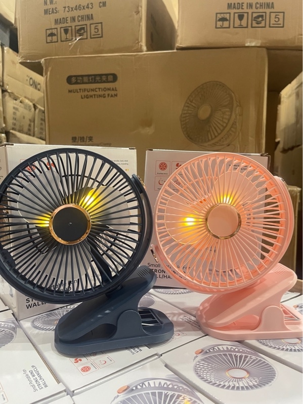 Quạt Kẹp Bàn Mini Để Bàn ( Thùng 40 )