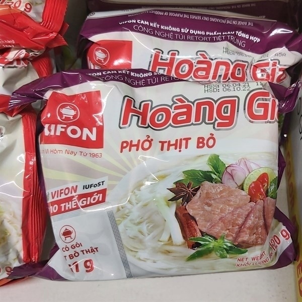 Phở thịt bò Hoàng Gia gói 120gフォー