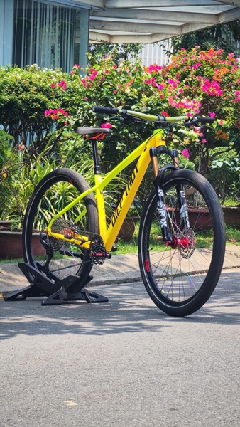 Xe Đạp MTB Zbike Custom Màu Vàng Xanh (DIEP THUY) - M