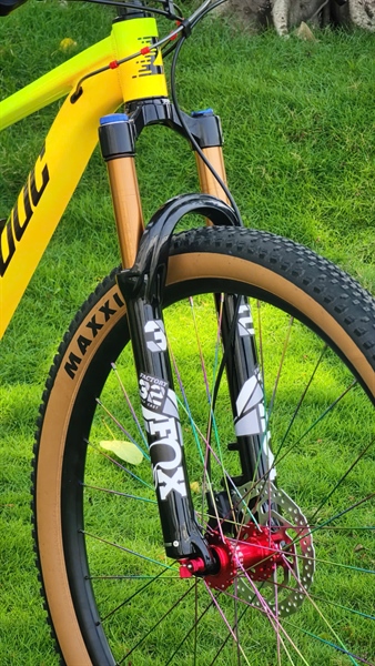 Xe Đạp MTB Zbike Custom Màu Vàng Xanh (KH8248109 Anh Giang) - M