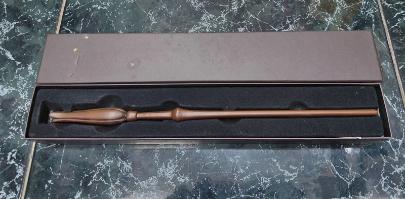 Mua bán (2ND) ĐŨA PHÉP LUNA LOVEGOOD