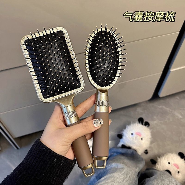 B703 BG lược gỡ rối màu nâu
