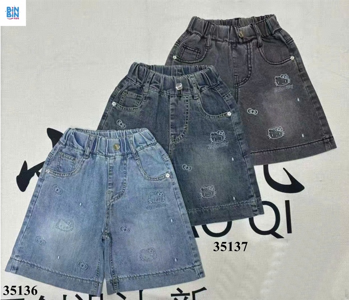 35136-Quần short ngố 3 Kitty xanh nhạt