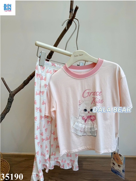 35190-Bộ KK QD mèo KISS