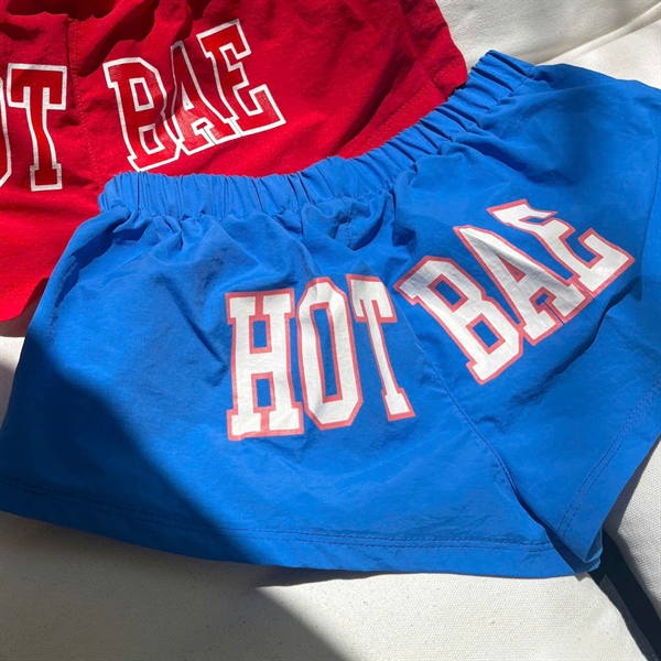 Quần Short TWENTI Chất Liệu Dù Siêu Ngắn Mùa Hè In HOT BAE - HOT BAE Xanh Đậm - Freesize