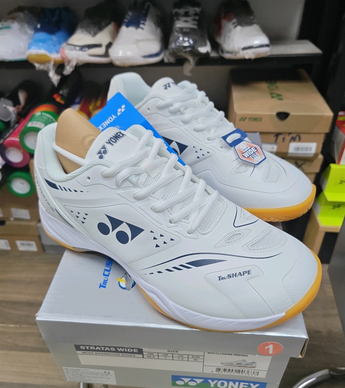 Giầy Yonex Stratas Trắng - Wide