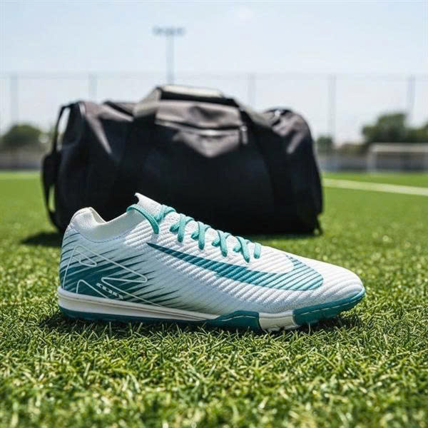 NIKE VAPOR 16
