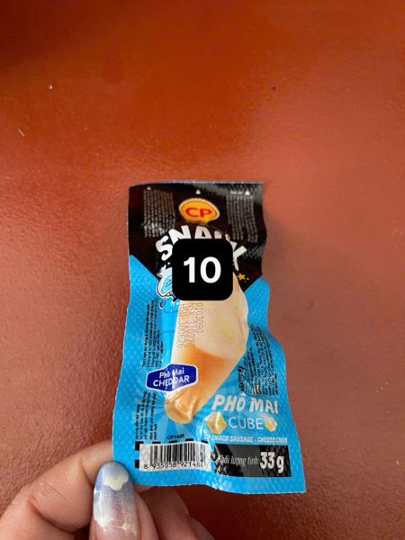 CP snack XXTT pho mai cube 33g