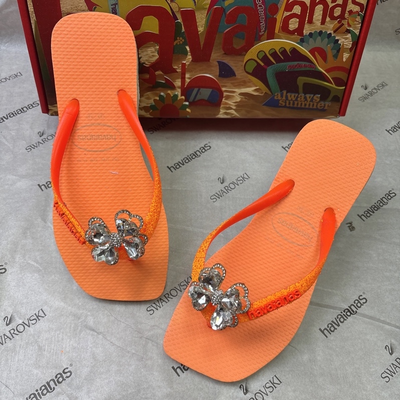 VUÔNG QUAI KIM TUYẾN CAM NEON CHARM+