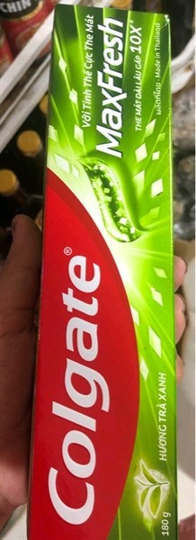 Kem đánh răng Colgate max Fresh Hương Trà xanh 200GR