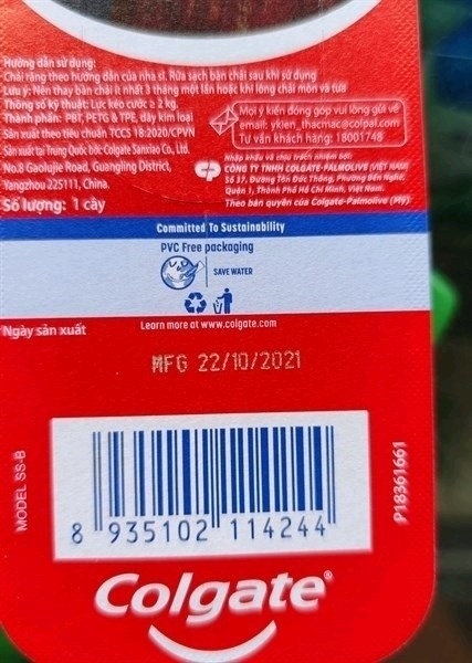 Bàn chải đánh răng Colgate khoáng núi lửa chăm sóc nướu