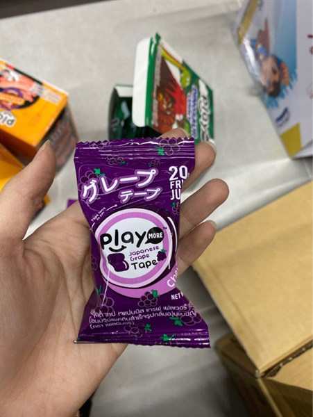 Kẹo dẻo cuộn Playmore nho 21g