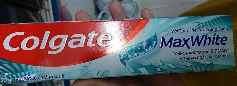 Kem đánh răng Colgate Hương Bạc Hà pha lê 170g