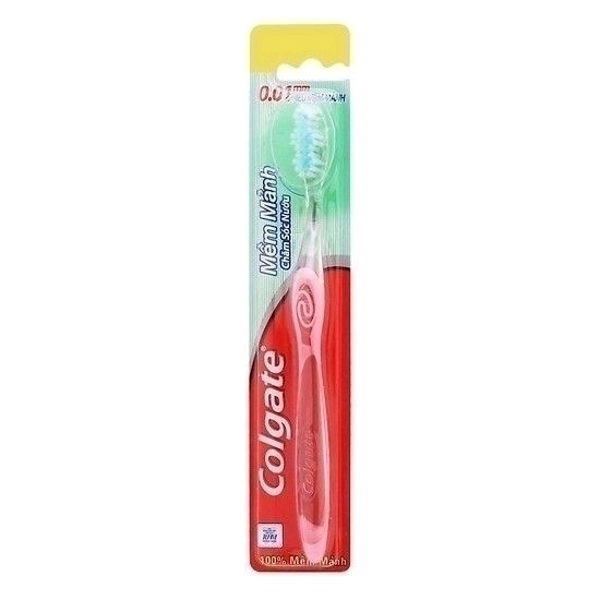 Bàn chải đánh răng Colgate Premier Classic clean