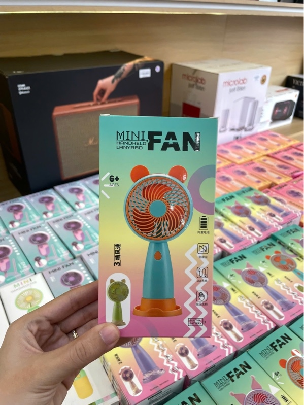 QUẠT MINI CẦM TAY THỜI TRANG 50K