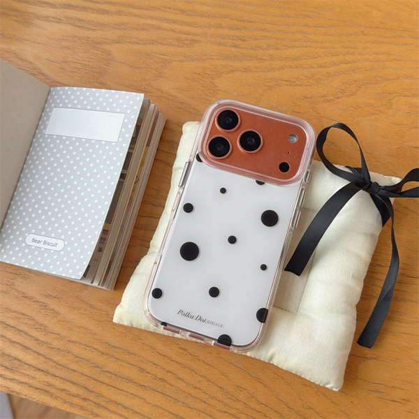 Case Trắng Chấm Bi Polka - 15PROMAX