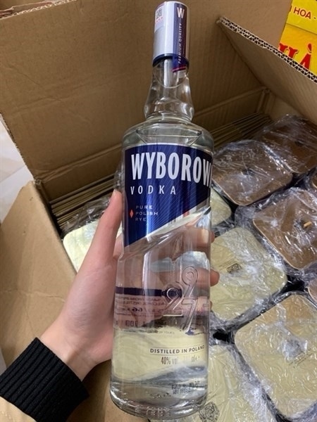 Rượu Vodka wyborowa 700ml