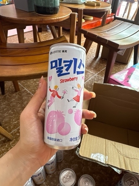 Nước soda milks vị dâu Tây 250ml