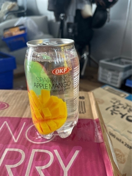 Nước uống có ga OKF vị xoài 350ml Nước uống có ga OKF vị xoài 350ml