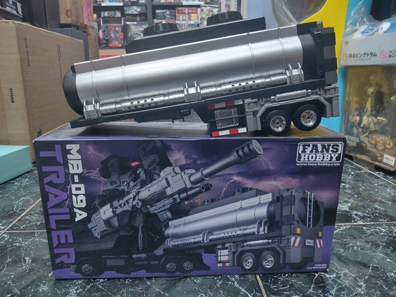 Mua bán (2ND COMBO) TRANSFORMER MB-01 ARCHENEMY TRAINER