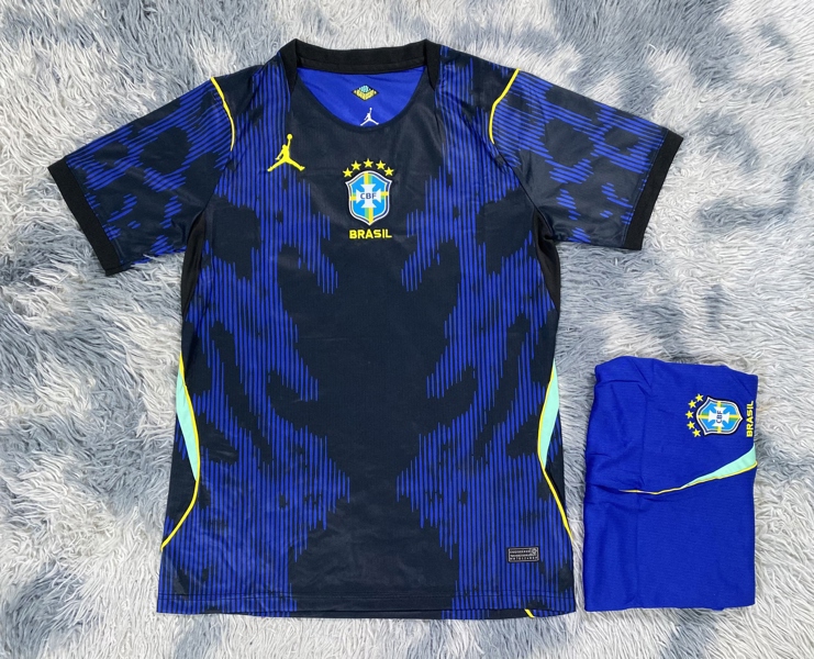 Quần áo ĐT Brazil sân khách 2026