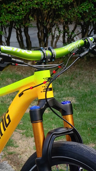 Xe Đạp MTB Zbike Custom Màu Vàng Mix Xanh (Chị Chế Hương KH8248138)