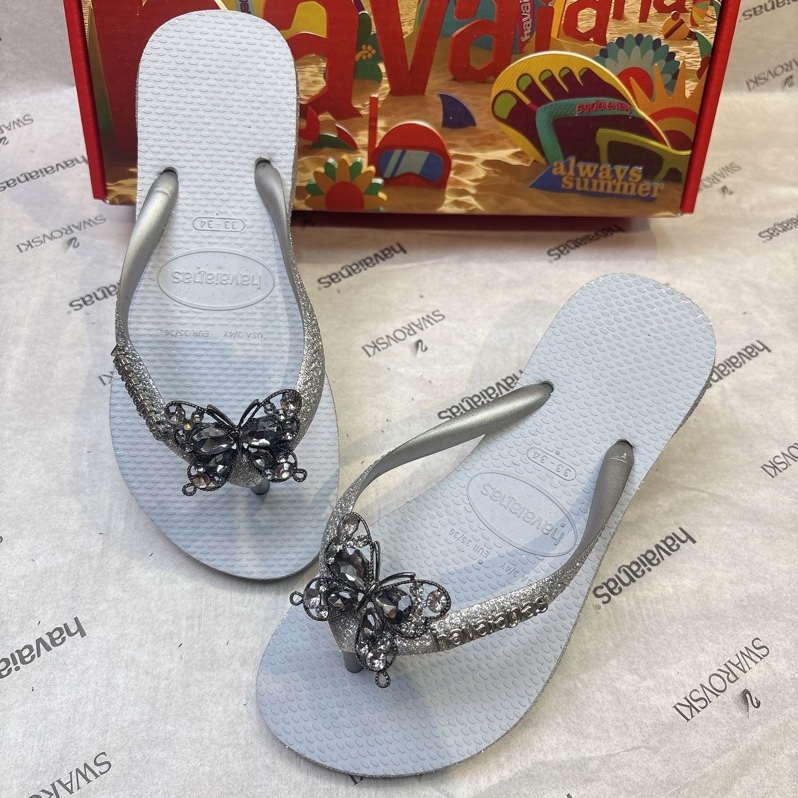 TRÒN VIỀN KIM TUYẾN XÁM NHẠT CHARM+