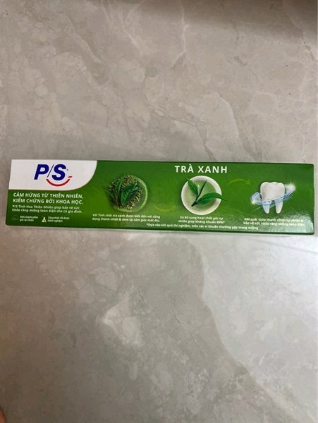 Kem đánh răng P/S trà xanh 180g