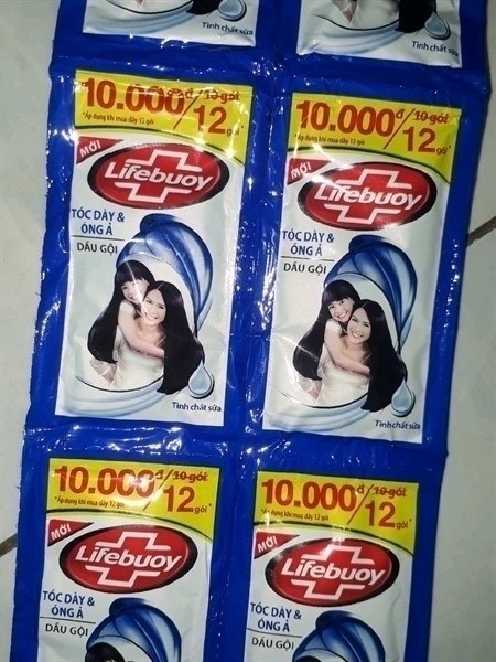 Dây dầu gội Lifebuoy tóc dày óng ả gói 6g 12 gói