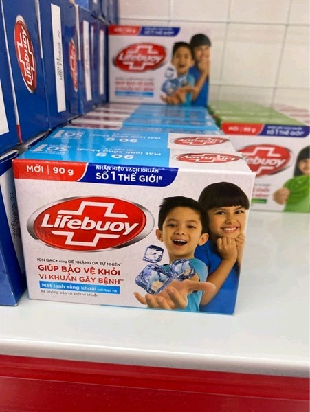 Xà bông cục Lifebuoy Bạc Hà mát lạnh sảng khoái 90g