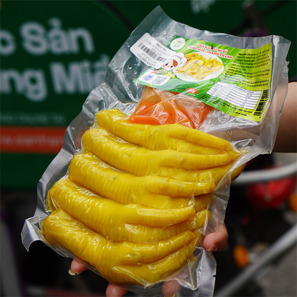 Chân gà ủ muối thảo mộc 300g