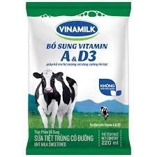 Sữa tiệt trùng có đường Vinamilk 220ml