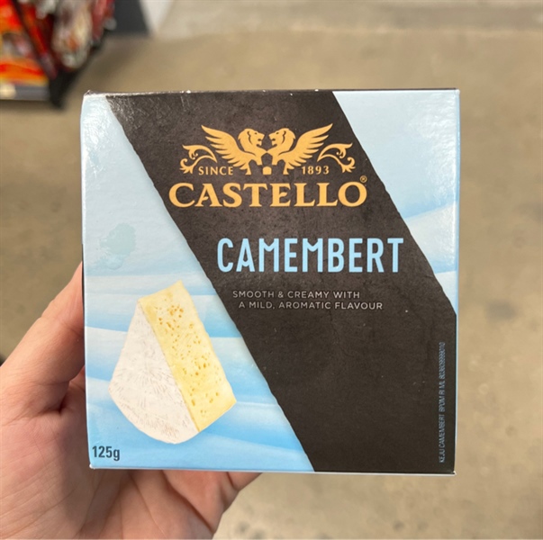 Phô mai Danish Camembert Castello 125GR