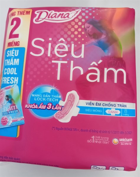 Băng vệ sinh siêu mỏng cánh Diana siêu thấm 8 miếng