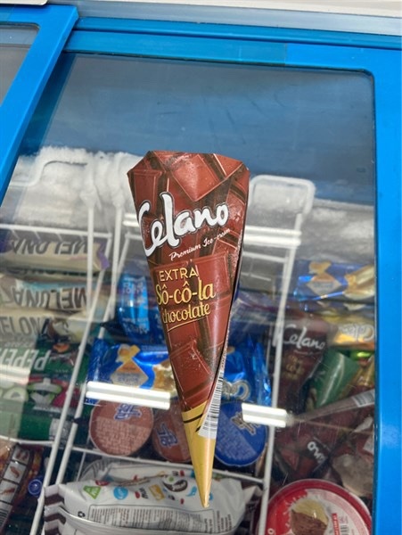 Kem ốc quế Celano extra sôcôla 125ml 6252