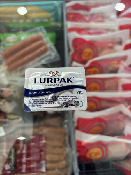 Bơ phết ít mặn (7g x 120) lupark