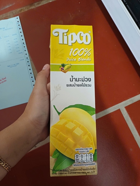 Tipco - Nước ép Xoài & Trái cây hỗn hợp (100%) 1L