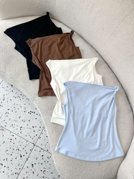 KIRA TOP